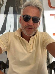 9424-Brooks Brothers Açık Sarı Yıkamalı Polo Yaka Tshirt
