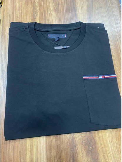 8272-Tmy Siyah Cepli  Slim Fit  Tshirt