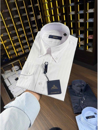 8808- Briva Slim Fit Beyaz Easy Care Kumaş Kendinden Çizgili Gömlek