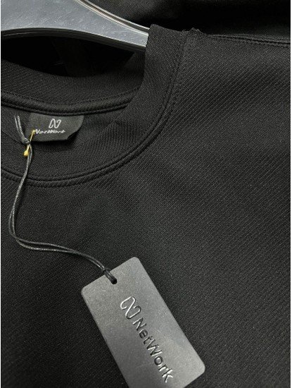 9202-NTWRK Siyah Kendinden Desenli Kumaş Basic Tshirt