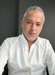 9226-Briva Kırık Beyaz Dik Yaka Gizli Düğme Slim Fit Gömlek