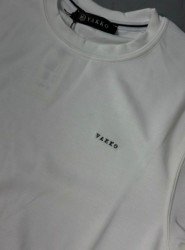9248-VK Ekru Metal Logo Modal Kumaş Basic Tshirt