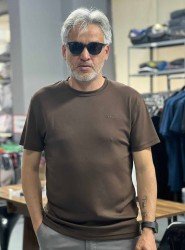 9249-VK Kahve Metal Logo Modal Kumaş Basic Tshirt