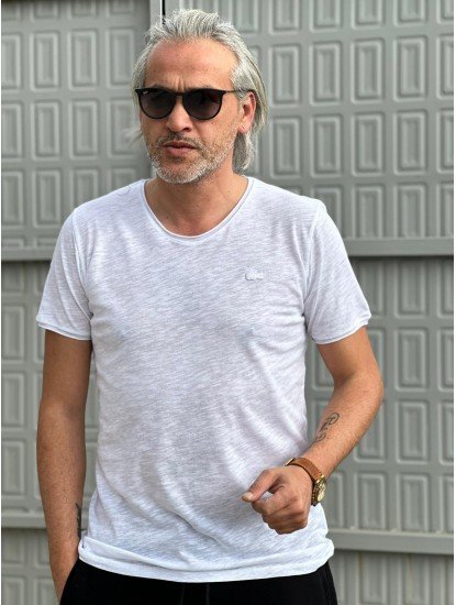 12172-LCST Beyaz Flamlı Nakış Timsah Logo Tshirt