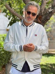8879- TMY Ekru Çıtçıtlı Sol Önde Nakış Logo Mont
