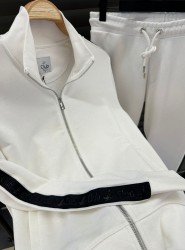 9093-BYMN Ekru Kenarları Şeritli Dik Yaka Tam Fermuarlı  Sweath